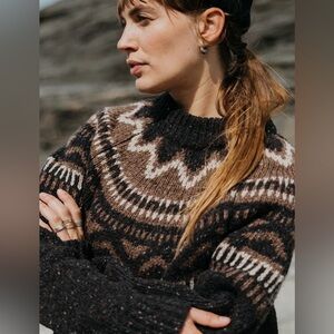 Finisterre Porth Fair Isle Yoke Jumper in Burnt Umber/Caramel